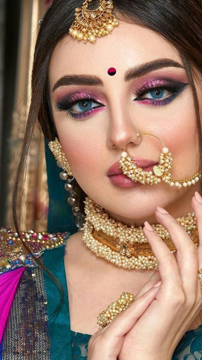 Sunaina Double Shade Spiral bindi book